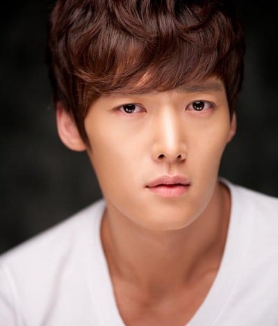 Choi Jin Hyuk (Korean Actor/Artist) - KoreanDrama.org