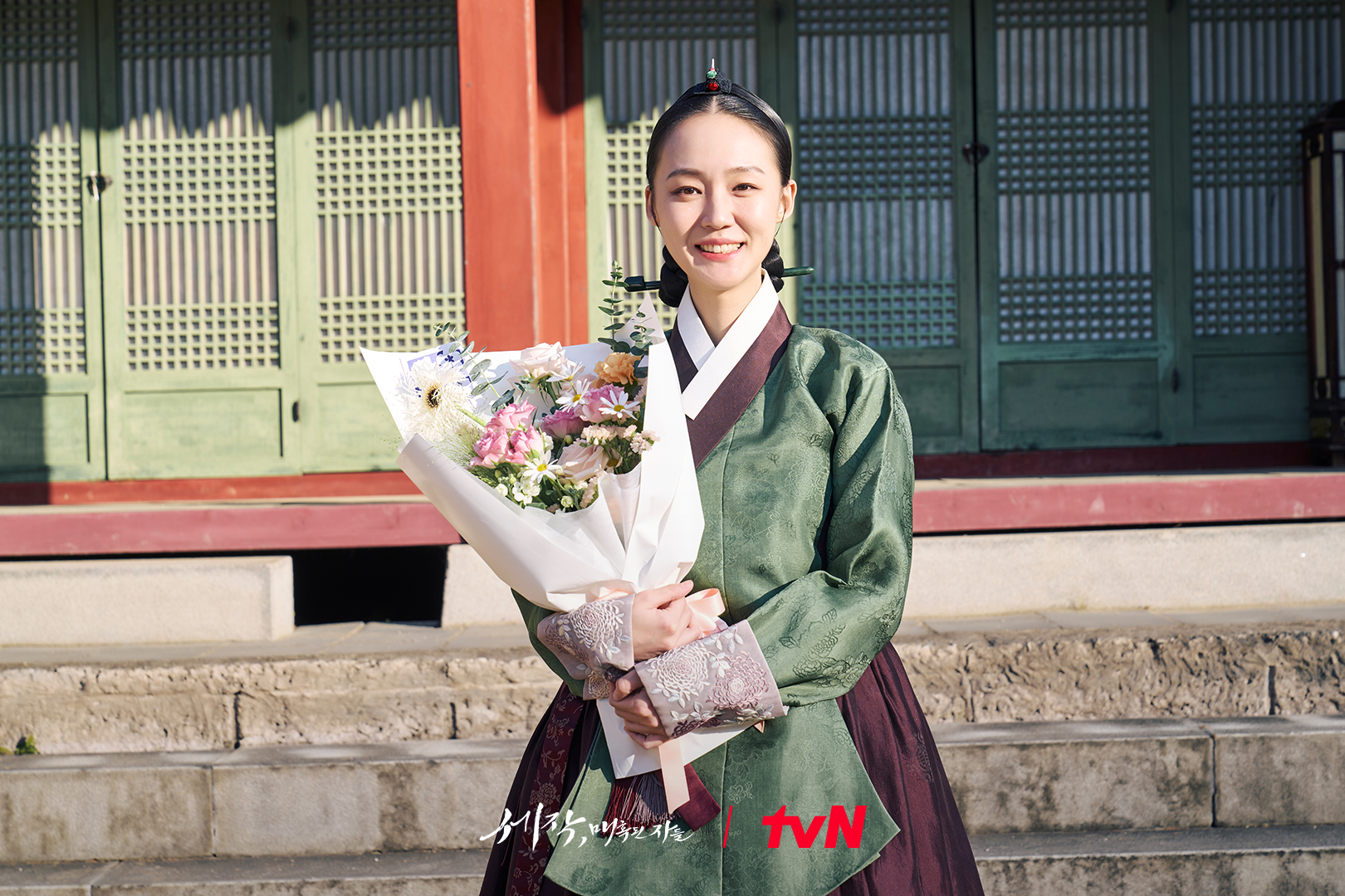 Jo Jung Suk, Shin Se Kyung, And More Bid Farewell To “Captivating The King” With Closing Remarks